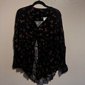 Brand New Torrid Flower Black Shirt 00